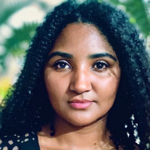 Meet your Posher, Selena